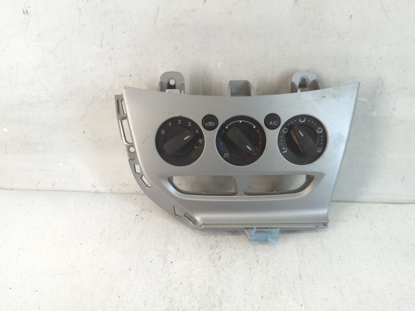 2014 Ford Focus Climate Control Module Temperature AC/Heater Replacement P/N:CM5T-19980-AF Fits OEM Used Auto Parts - Oemuse