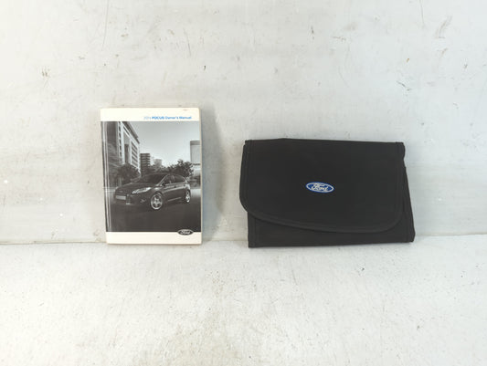 2014 Ford Focus Owners Manual Book Guide P/N:EM5J 19A321 AA OEM Used Auto Parts - Oemusedautoparts1.com