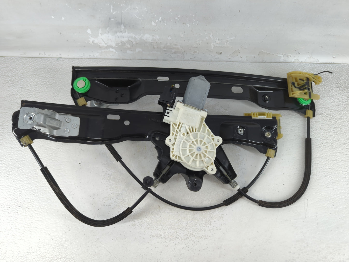 2012-2018 Ford Focus Used Window Regulator Passenger Front 935871 - Oemusedautoparts1.com