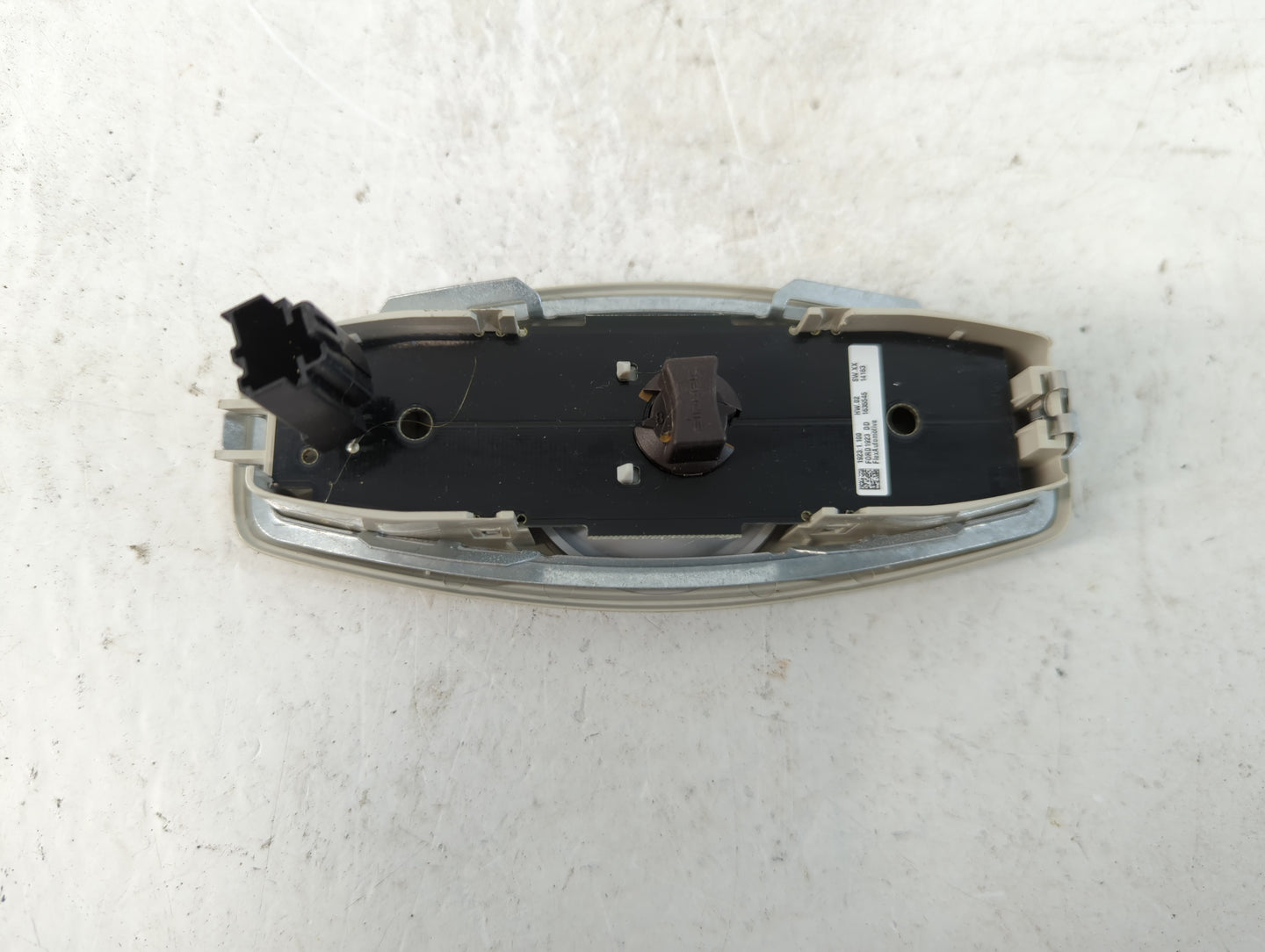 2012-2018 Ford Focus Overhead Roof Console Interior Dome Light - Oemusedautoparts1.com