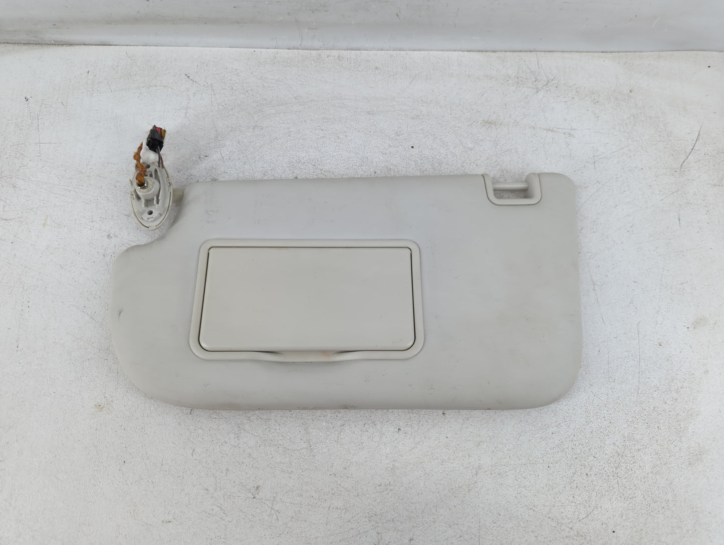 2013-2018 Ford Focus Sun Visor Shade Replacement Driver Left Mirror Fits Fits 2013 2014 2015 2016 2017 2018 OEM Used Auto Pa