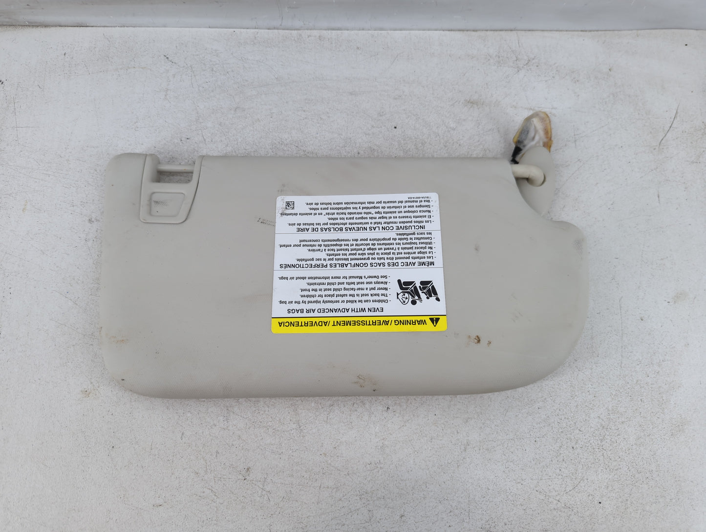 2013-2018 Ford Focus Sun Visor Shade Replacement Driver Left Mirror Fits Fits 2013 2014 2015 2016 2017 2018 OEM Used Auto Pa