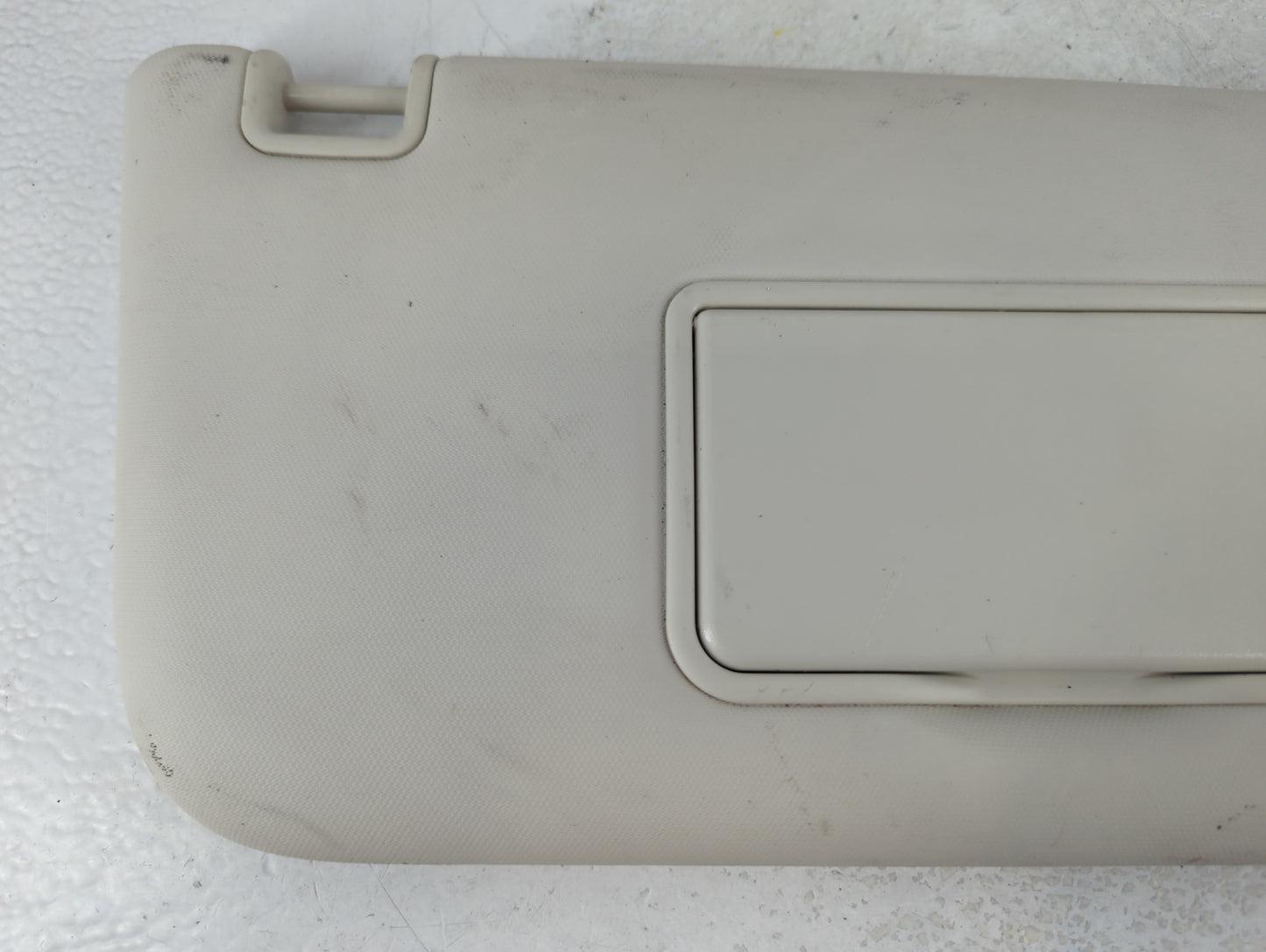 2013-2018 Ford Focus Sun Visor Shade Replacement Passenger Right Mirror Fits Fits 2013 2014 2015 2016 2017 2018 OEM Used Aut