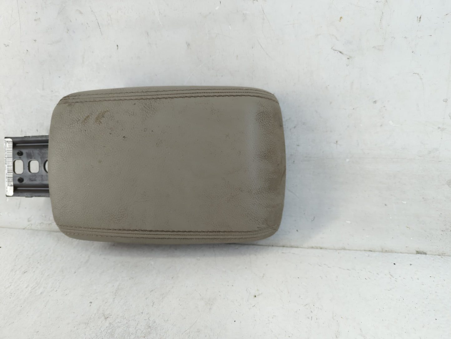 2014 Ford Focus Center Console Armrest Cover Lid Fits OEM Used Auto Parts - Oemusedautoparts1.com