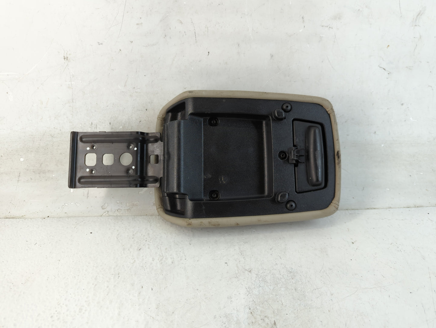 2014 Ford Focus Center Console Armrest Cover Lid Fits OEM Used Auto Parts - Oemusedautoparts1.com