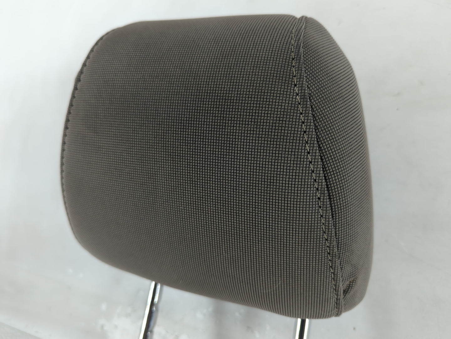 2013-2014 Ford Focus Headrest Head Rest Rear Seat Fits Fits 2013 2014 OEM Used Auto Parts - Oemusedautoparts1.com