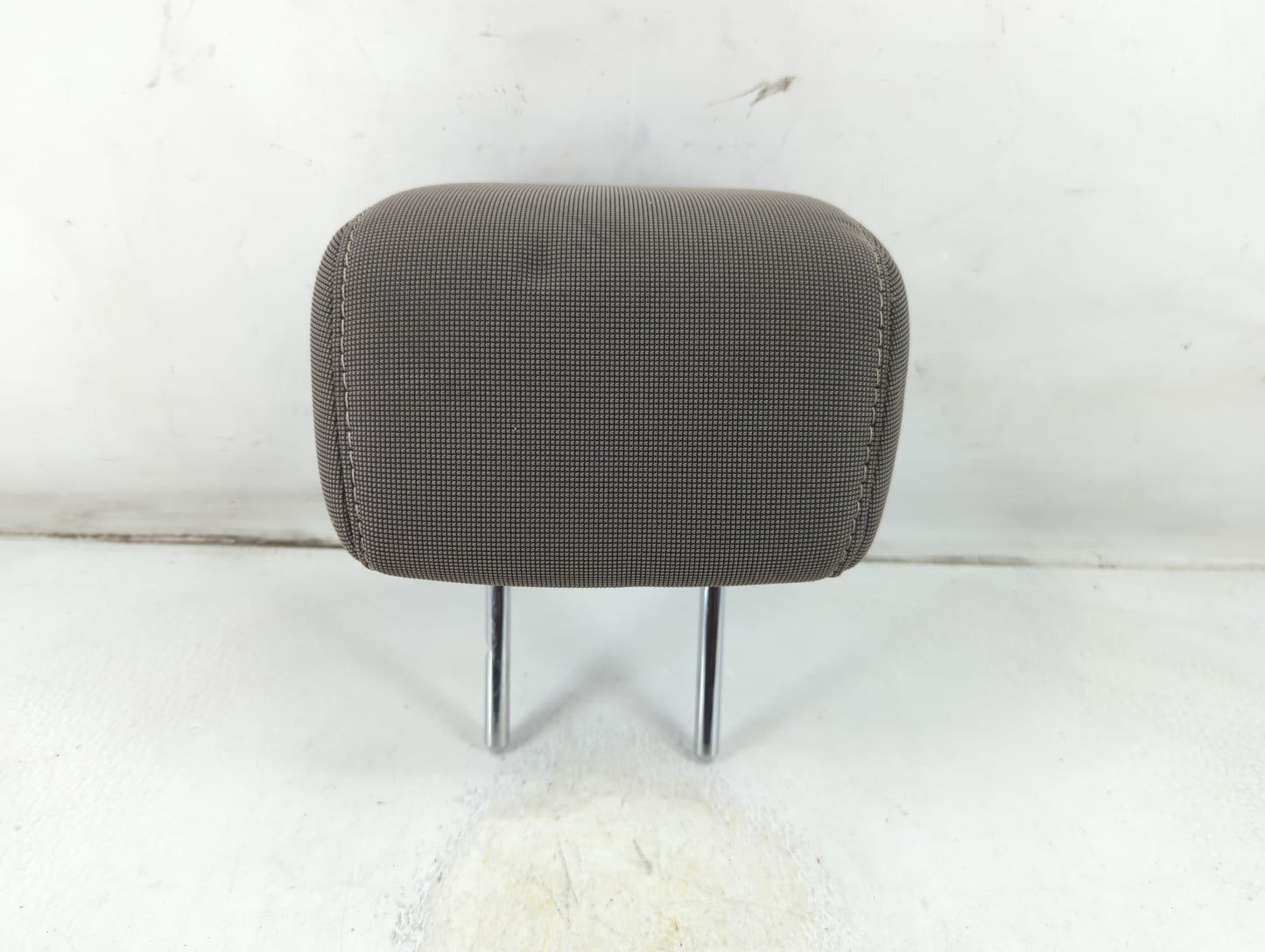 2013-2014 Ford Focus Headrest Head Rest Rear Center Seat Fits Fits 2013 2014 OEM Used Auto Parts - Oemusedautoparts1.com