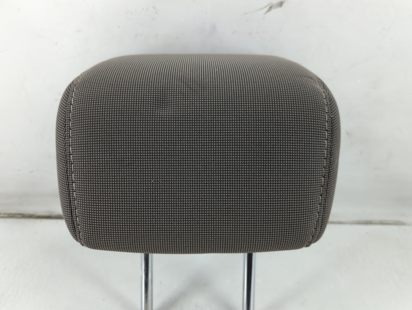 2013-2014 Ford Focus Headrest Head Rest Rear Center Seat Fits Fits 2013 2014 OEM Used Auto Parts - Oemusedautoparts1.com