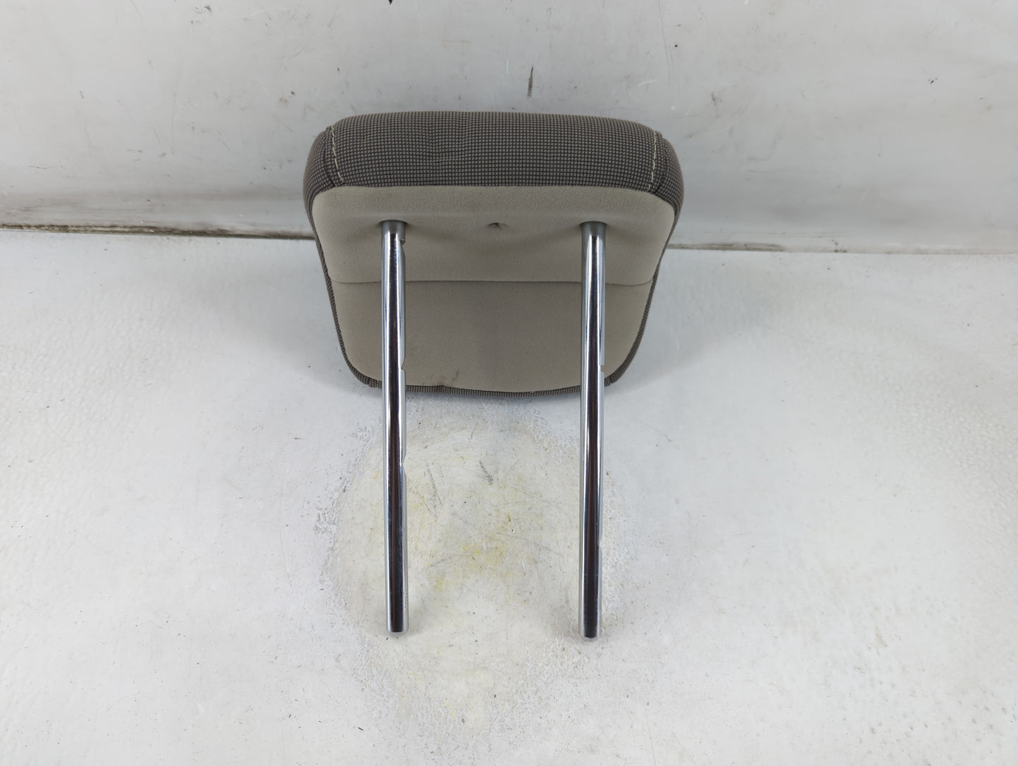 2013-2014 Ford Focus Headrest Head Rest Rear Center Seat Fits Fits 2013 2014 OEM Used Auto Parts - Oemusedautoparts1.com