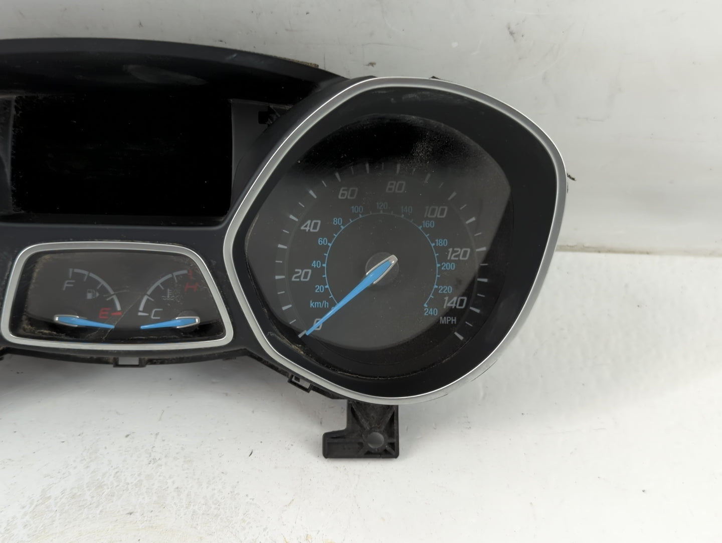 2013-2014 Ford Focus Instrument Cluster Speedometer Gauges P/N:CM5T-10849-CTF Fits Fits 2013 2014 OEM Used Auto Parts - Oemu