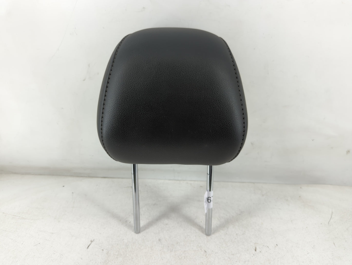 2014 Ford Fusion Headrest Head Rest Front Driver Passenger Seat Fits Fits 1999 2000 2001 2002 OEM Used Auto Parts - Oemuseda