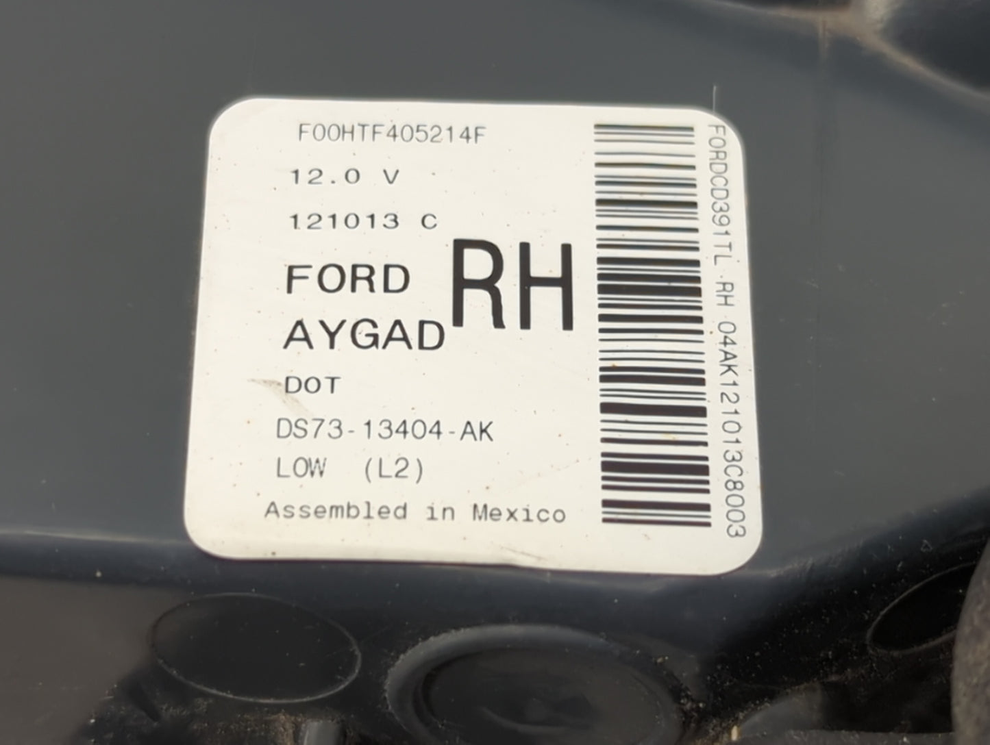 2013-2016 Ford Fusion Tail Light Assembly Passenger Right OEM P/N:DS73-13404-AK Fits Fits 2013 2014 2015 2016 OEM Used Auto 