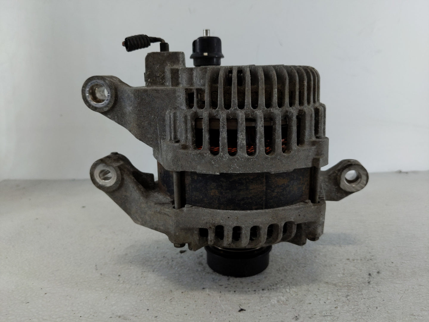 2013-2020 Ford Fusion Alternator Replacement Generator Charging Assembly Engine OEM Fits OEM Used Auto Parts - Oemusedautopa