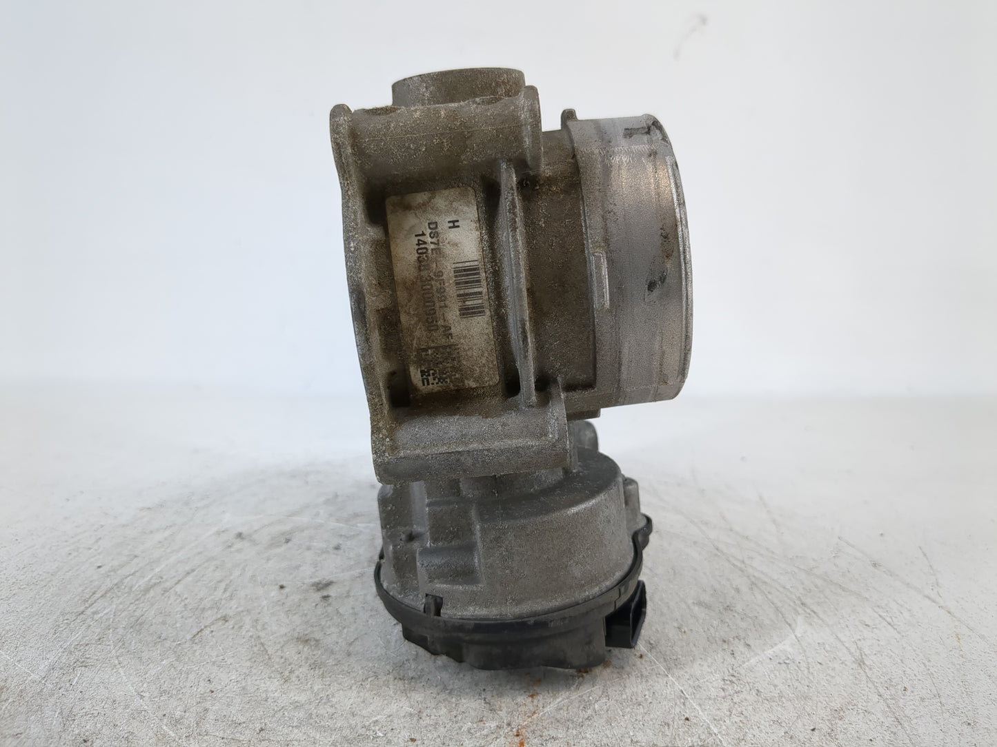 2013-2020 Ford Fusion Throttle Body Fits Fits 2013 2014 2015 2016 2017 2018 2019 2020 2021 2022 OEM Used Auto Parts - Oemuse