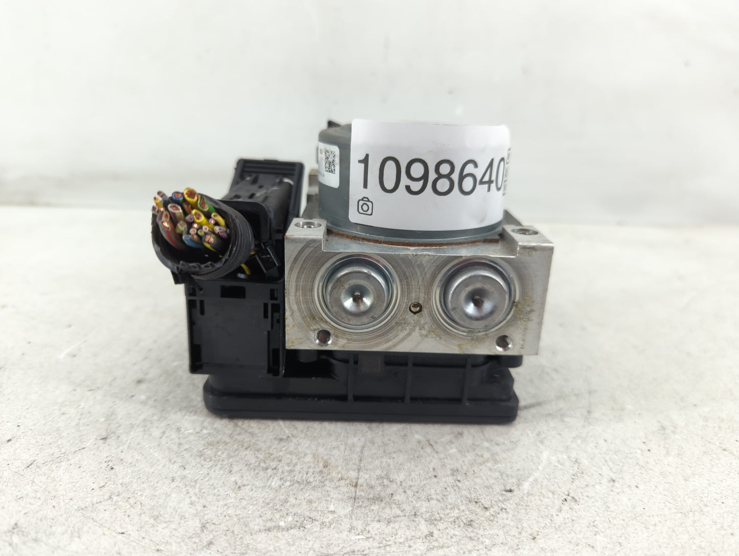 2014-2016 Ford Fusion ABS Pump Control Module Replacement P/N:EG9C-2C405-AC Fits Fits 2014 2015 2016 OEM Used Auto Parts - O