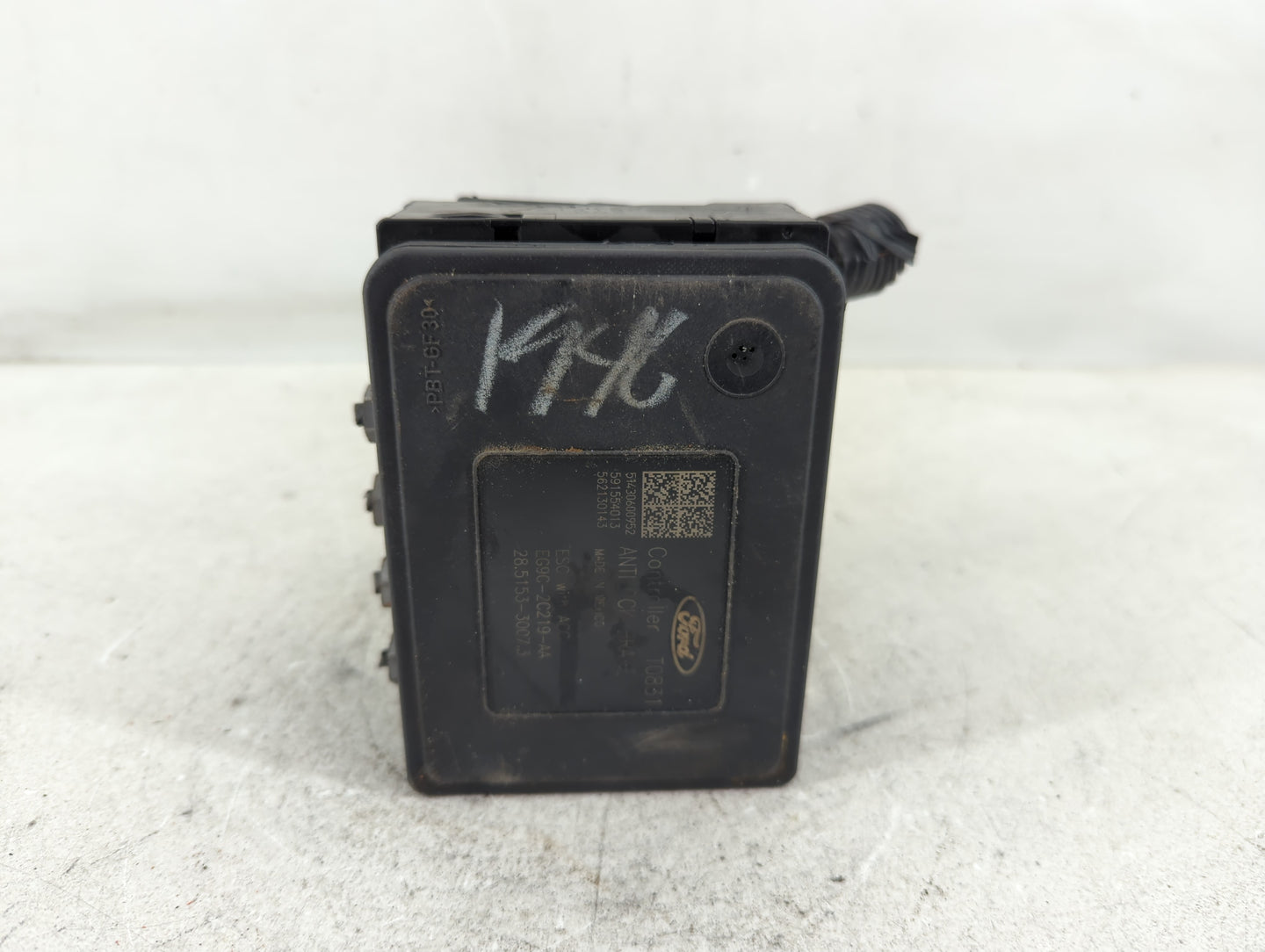 2014-2016 Ford Fusion ABS Pump Control Module Replacement P/N:EG9C-2C405-AC Fits Fits 2014 2015 2016 OEM Used Auto Parts - O