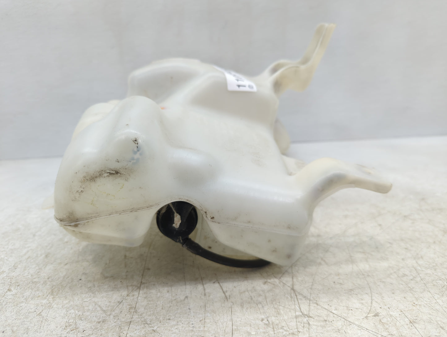 2013-2014 Ford Fusion Windshield Washer Fluid Reservoir Bottle Oem - Oemusedautoparts1.com