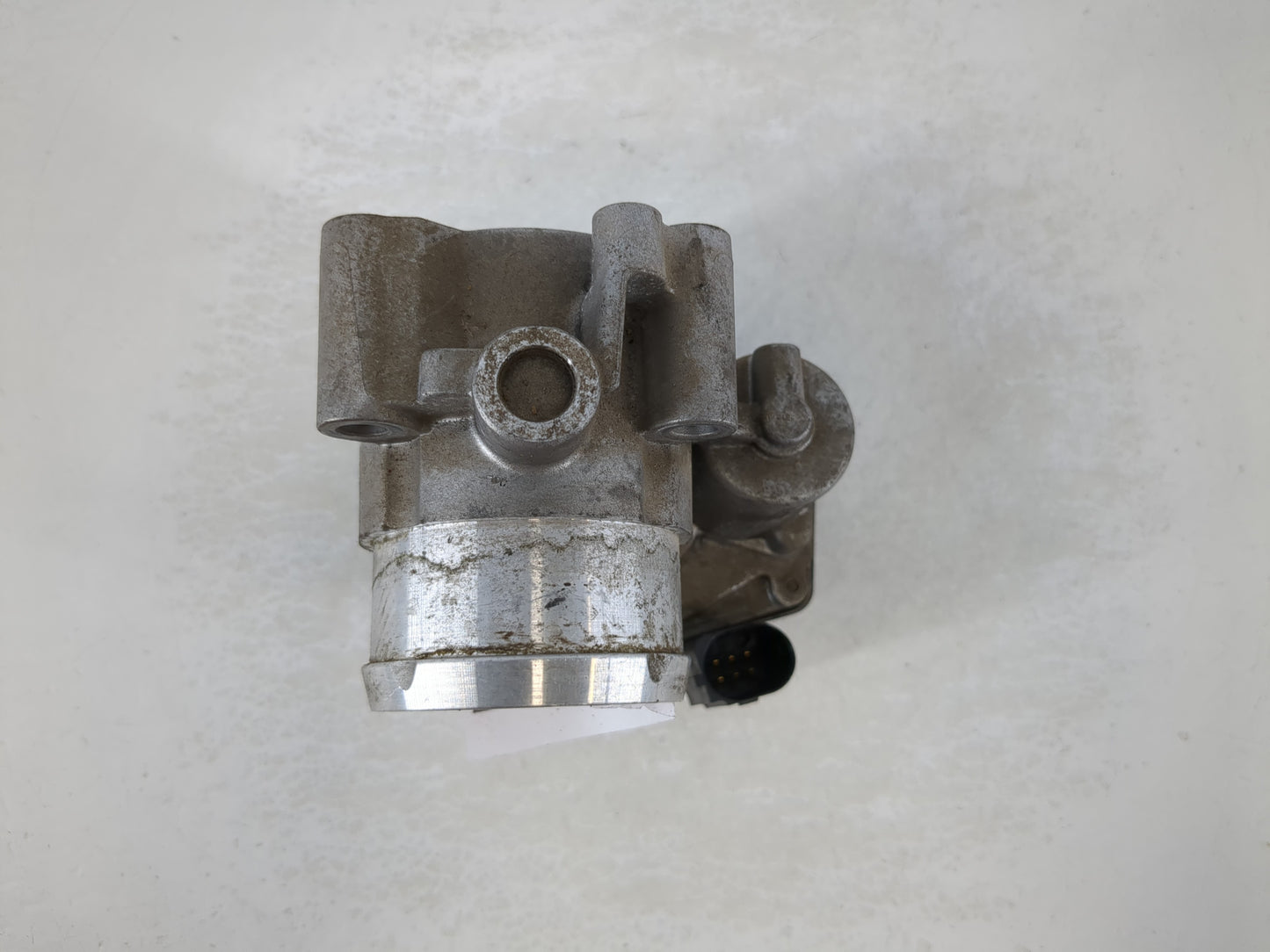2014-2020 Ford Fusion Throttle Body P/N:DS7G-9F991-BB Fits Fits 2014 2015 2016 2017 2018 2019 2020 OEM Used Auto Parts - Oem