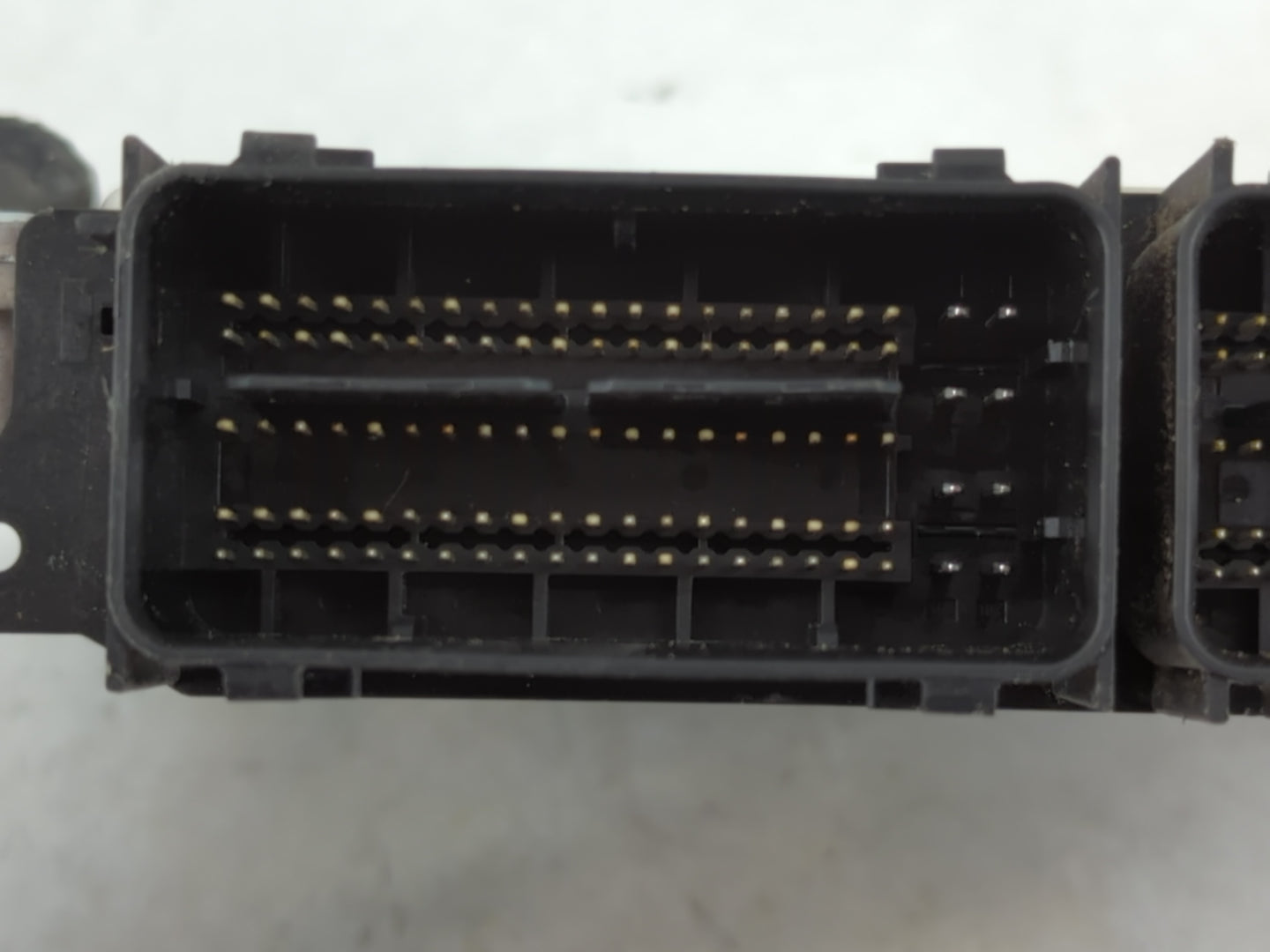 2014 Ford Fusion PCM Engine Control Computer ECU ECM PCU OEM P/N:ES7A-12A650-MD 0 261 S10 294 Fits OEM Used Auto Parts - Oem