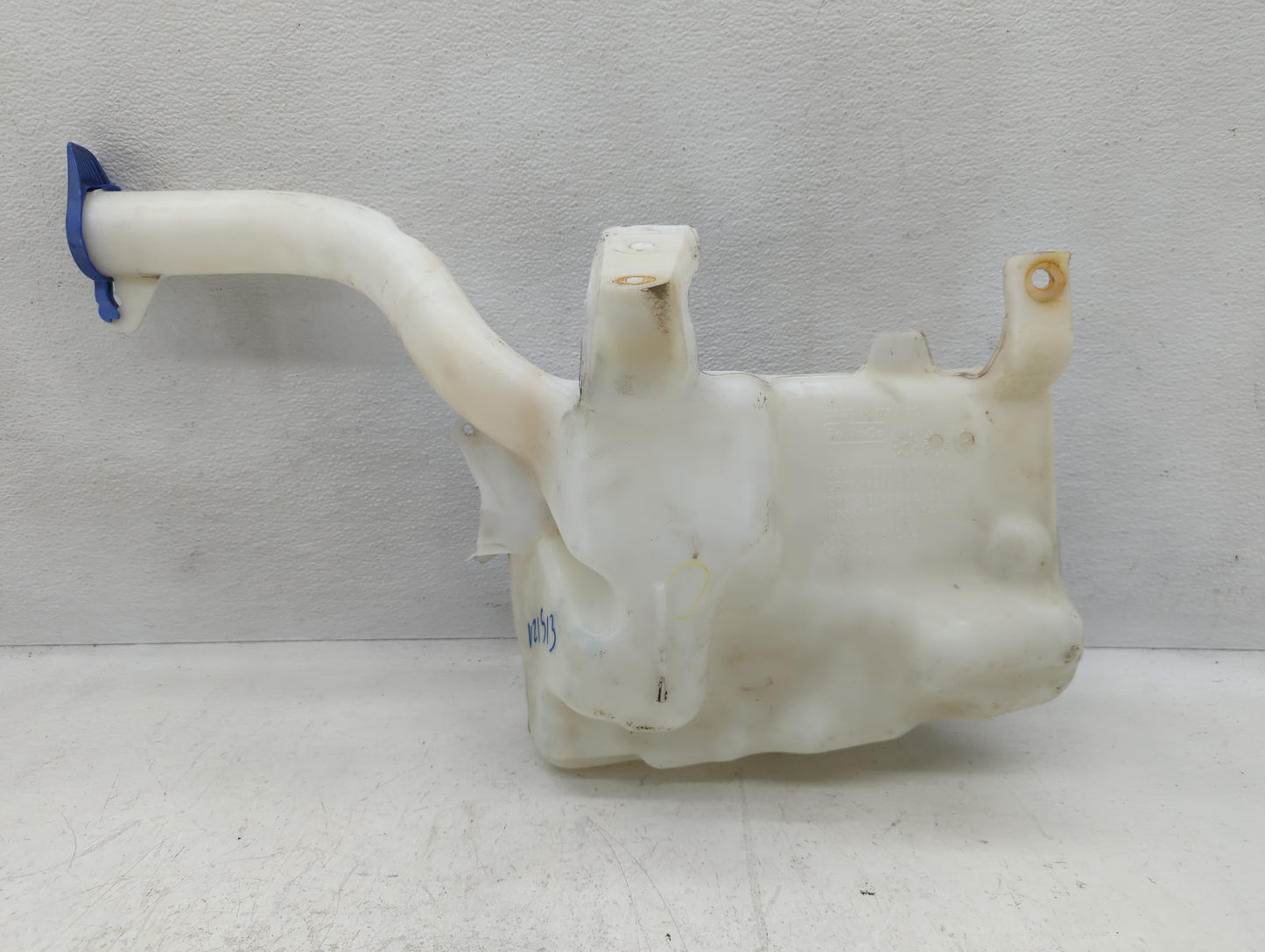 2013-2014 Ford Fusion Windshield Washer Fluid Reservoir Bottle Oem - Oemusedautoparts1.com