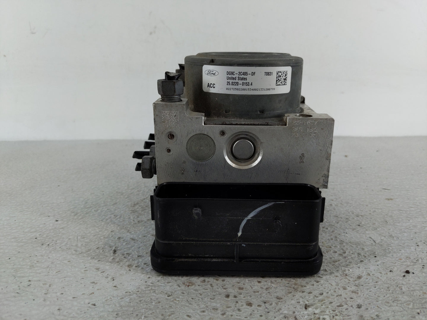 2014-2015 Ford Fusion ABS Pump Control Module Replacement P/N:DG9C-2C405-DF Fits Fits 2014 2015 OEM Used Auto Parts - Oemuse