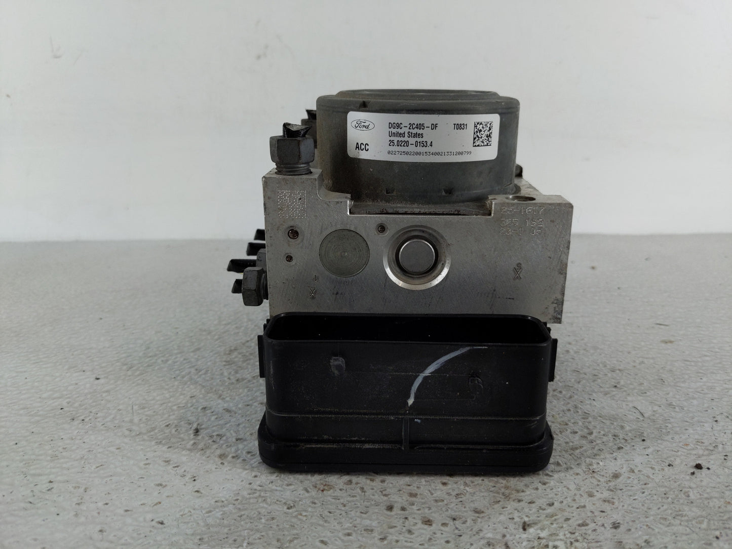 2014-2015 Ford Fusion ABS Pump Control Module Replacement P/N:DG9C-2C405-DF Fits Fits 2014 2015 OEM Used Auto Parts - Oemuse