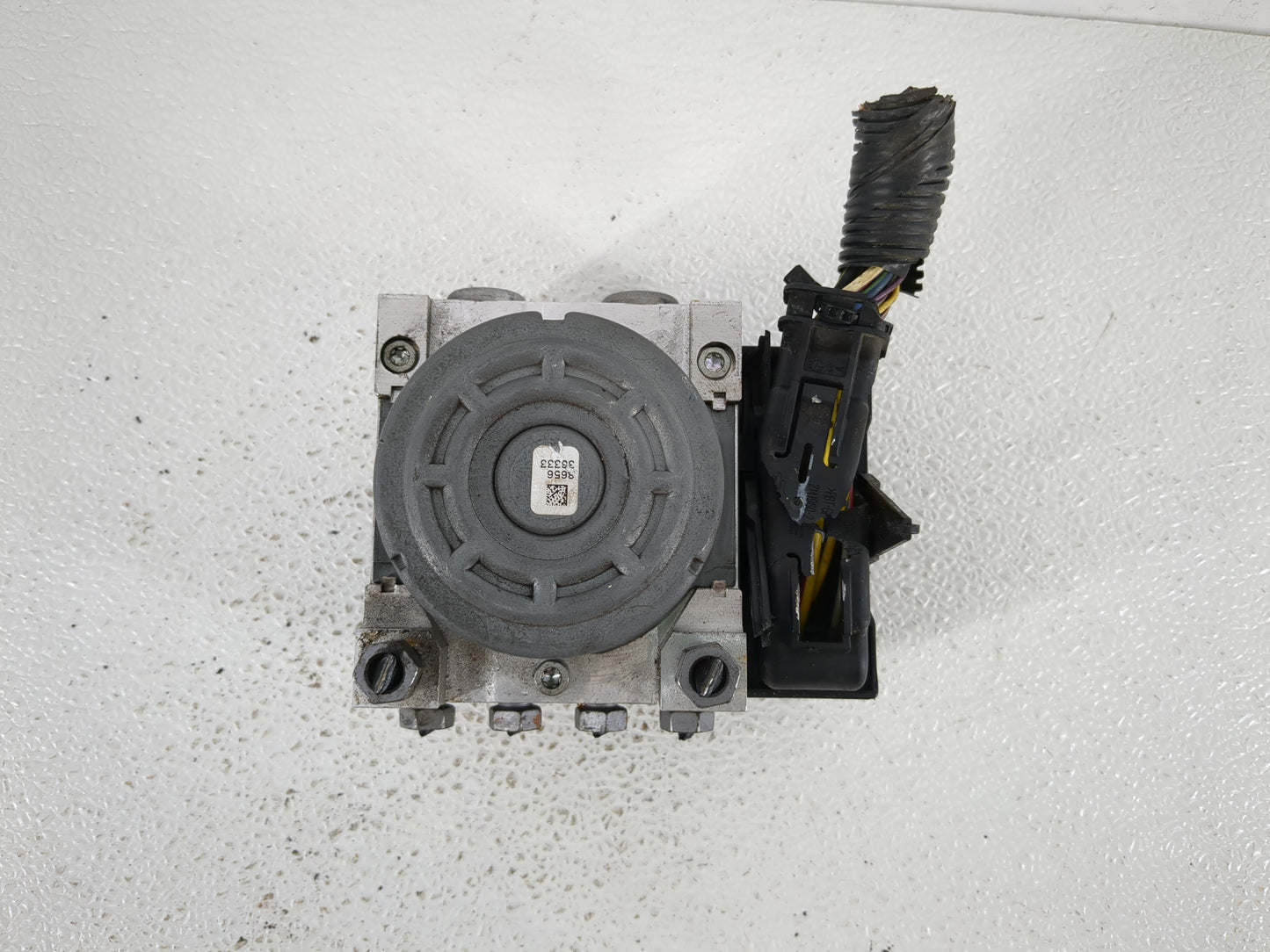 2014-2016 Ford Fusion ABS Pump Control Module Replacement P/N:EG9C-2C405-AC Fits Fits 2014 2015 2016 OEM Used Auto Parts - O