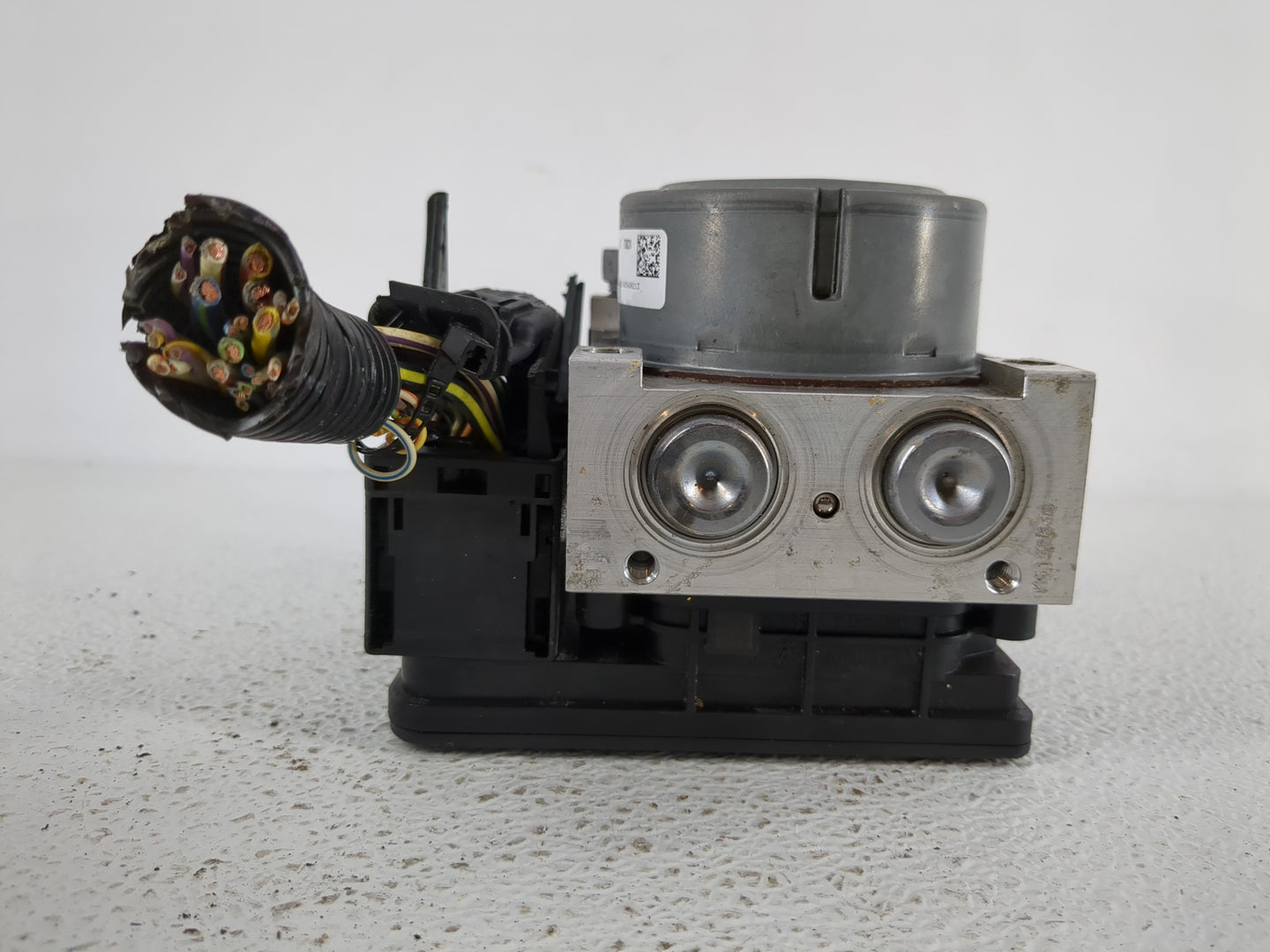 2014-2016 Ford Fusion ABS Pump Control Module Replacement P/N:EG9C-2C405-AC Fits Fits 2014 2015 2016 OEM Used Auto Parts - O