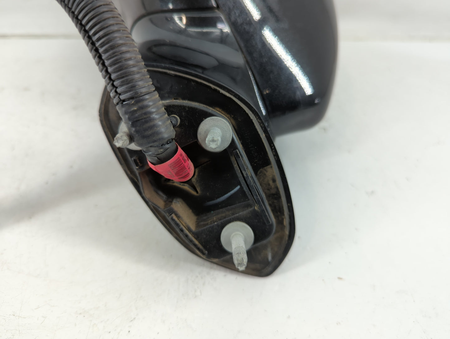 2013-2014 Ford Fusion Driver Side View Mirror - Left Door Mirror OEM Used - Oemusedautoparts1.com