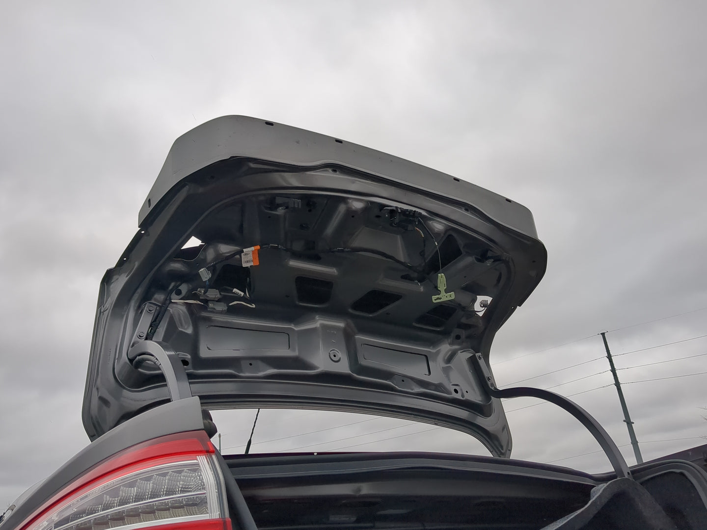 2013-2016 Ford Fusion Trunk/decklid/hatch/tailgate Oem - Oemusedautoparts1.com
