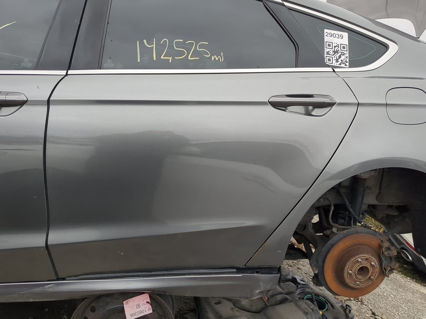 2013-2016 Ford Fusion Driver Rear Door Oem - Oemusedautoparts1.com