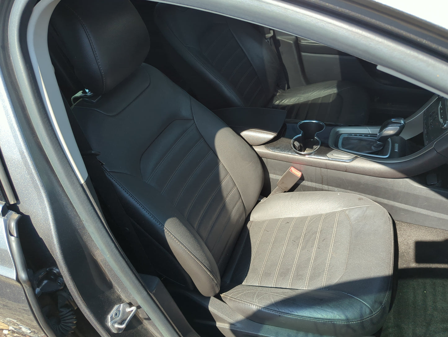 2013-2014 Ford Fusion Passenger Front Seat Oem - Oemusedautoparts1.com