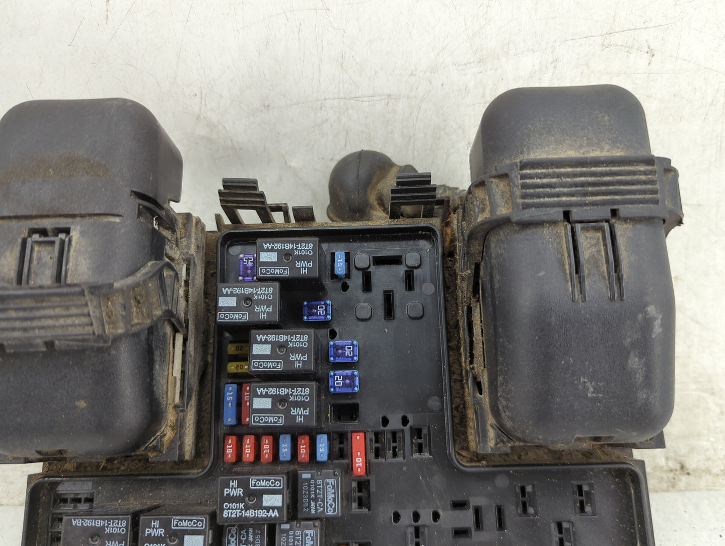 2013-2014 Ford Fusion Fusebox Fuse Box Panel Relay Module Fits Fits 2013 2014 OEM Used Auto Parts - Oemusedautoparts1.com