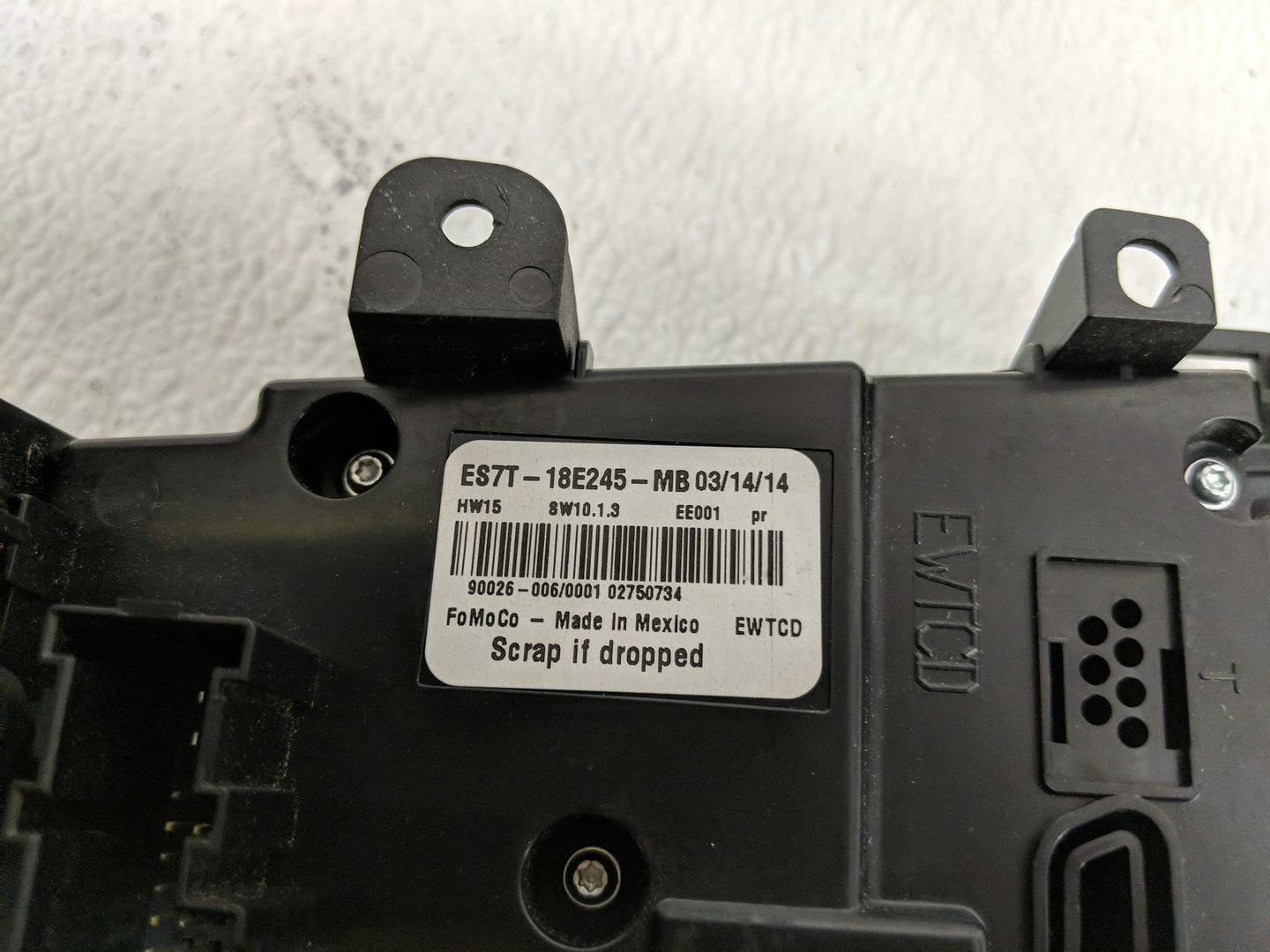 2014 Ford Fusion Climate Control Module Temperature AC/Heater Replacement P/N:ES7T-18E245-MB ES7T-18E245-PA Fits OEM Used Au