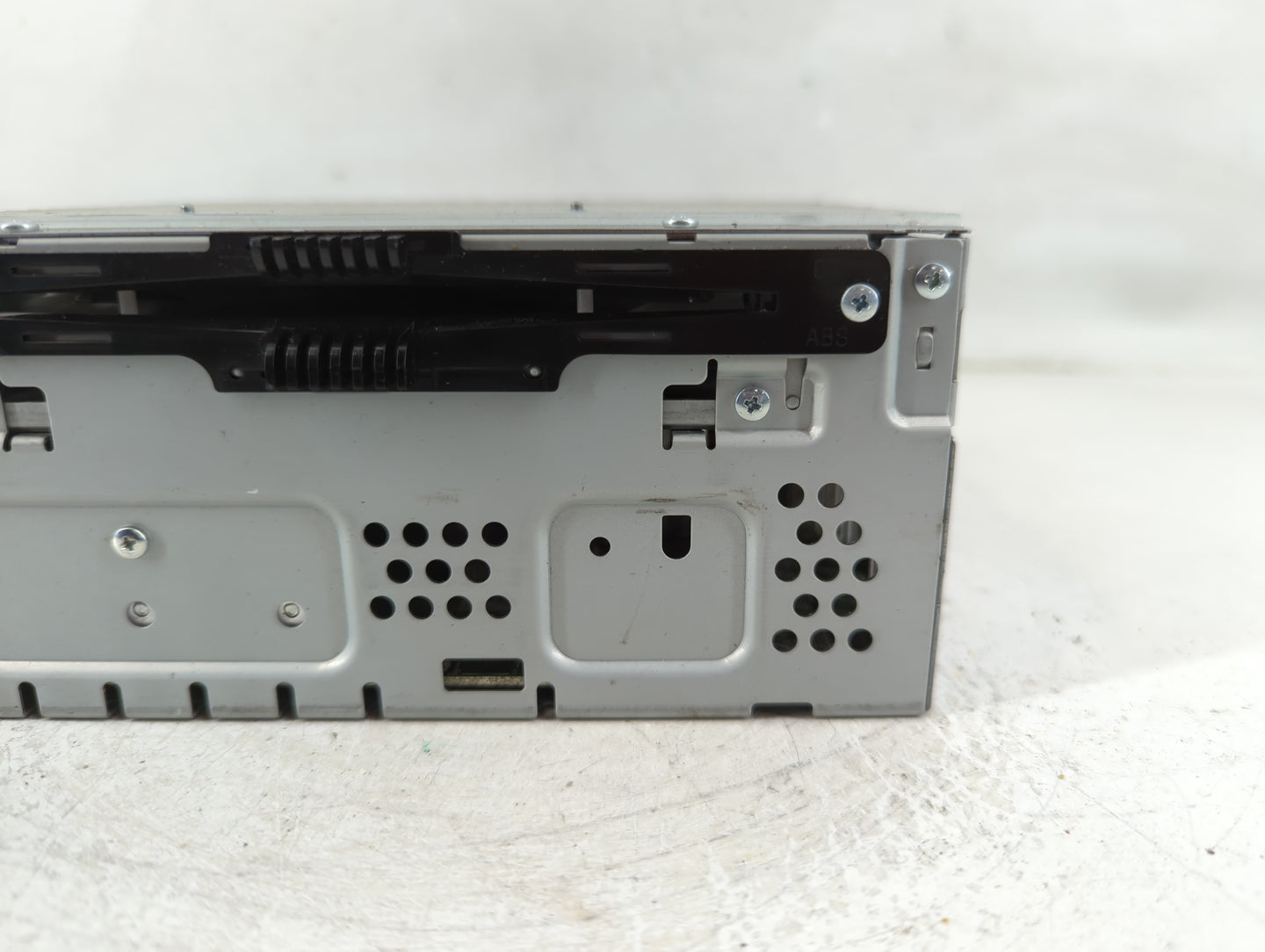 2013-2015 Ford Fusion Radio AM FM Cd Player Receiver Replacement Fits Fits 2013 2014 2015 OEM Used Auto Parts - Oemusedautop