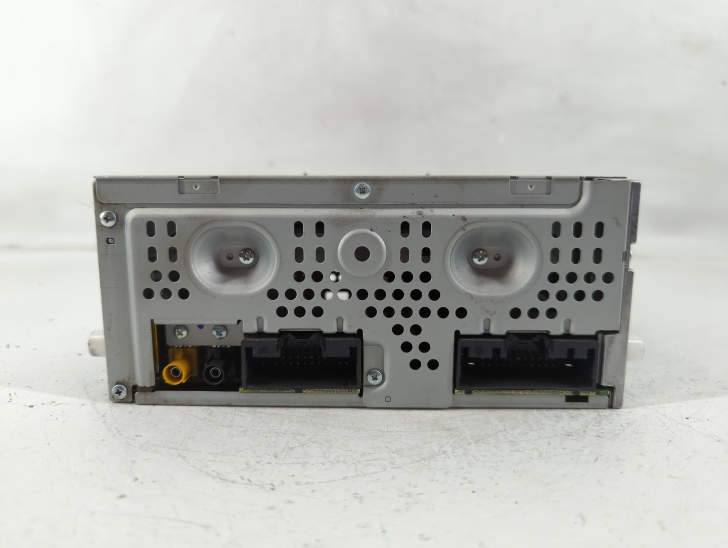 2013-2015 Ford Fusion Radio AM FM Cd Player Receiver Replacement Fits Fits 2013 2014 2015 OEM Used Auto Parts - Oemusedautop