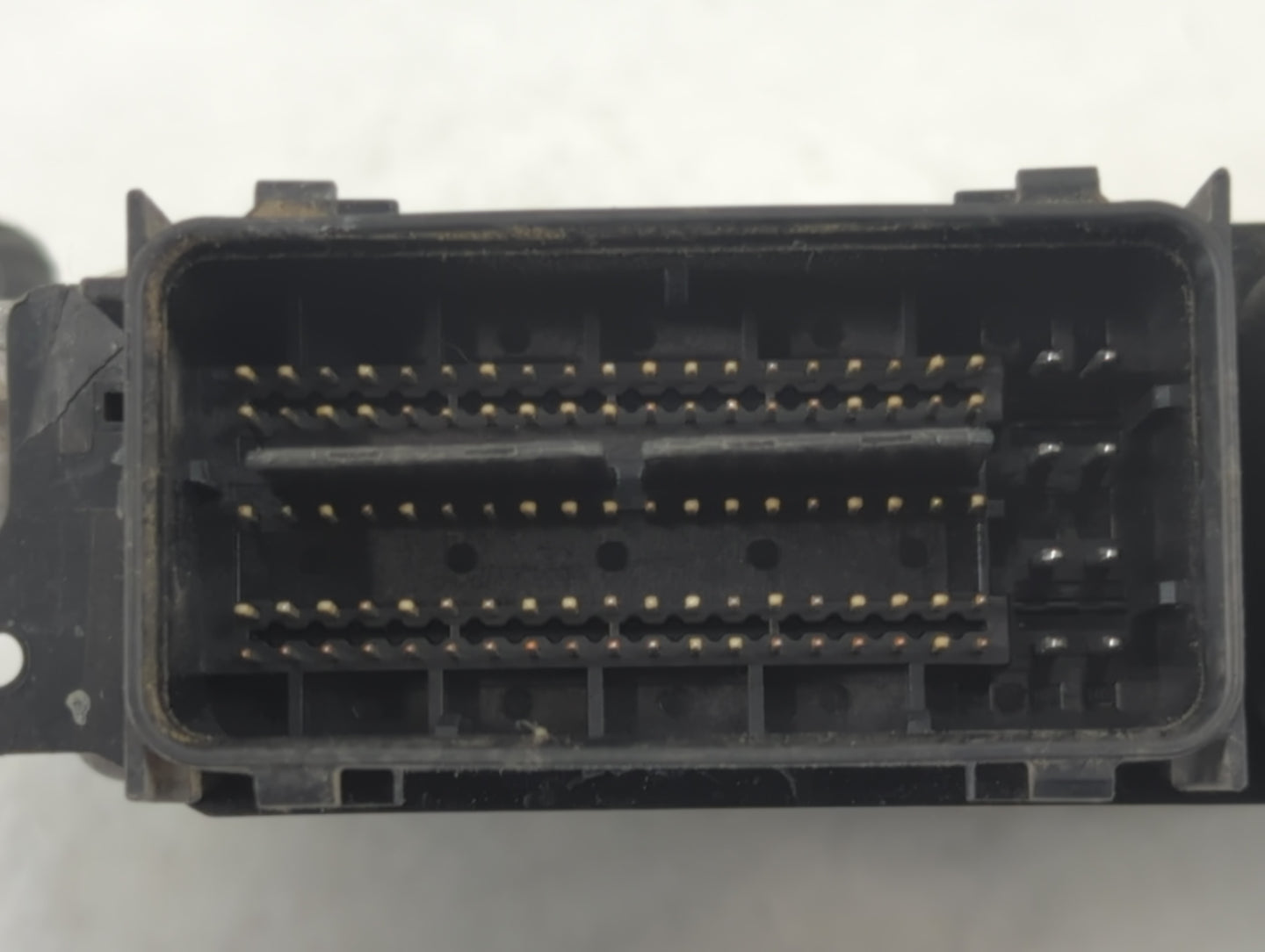 2014 Ford Fusion PCM Engine Control Computer ECU ECM PCU OEM P/N:DG1A-12B684-AB ES7A-12A650-MD Fits OEM Used Auto Parts - Oe