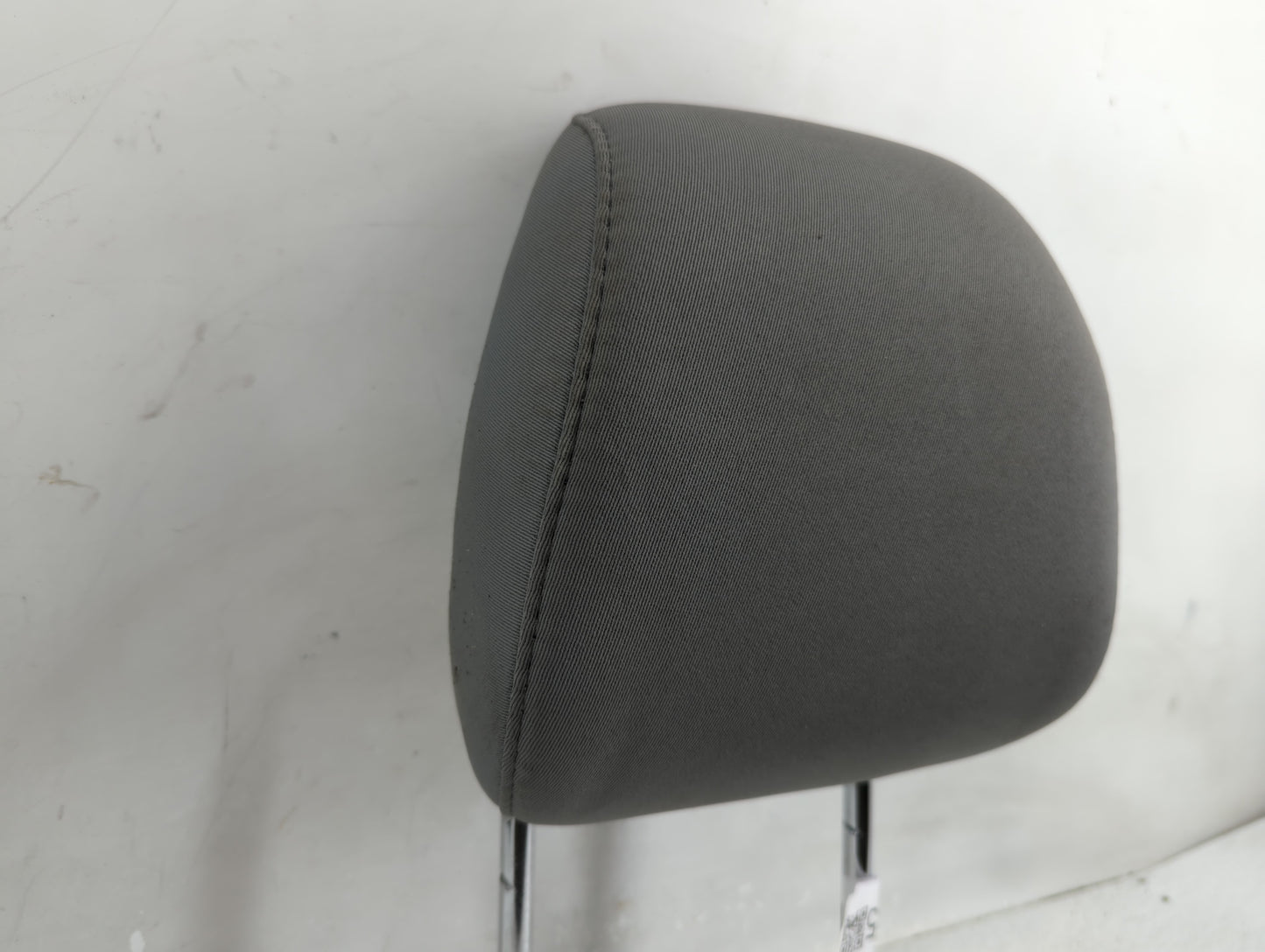 2014 Ford Fusion Headrest Head Rest Rear Seat Fits Fits 1999 2000 2001 2002 OEM Used Auto Parts - Oemusedautoparts1.com
