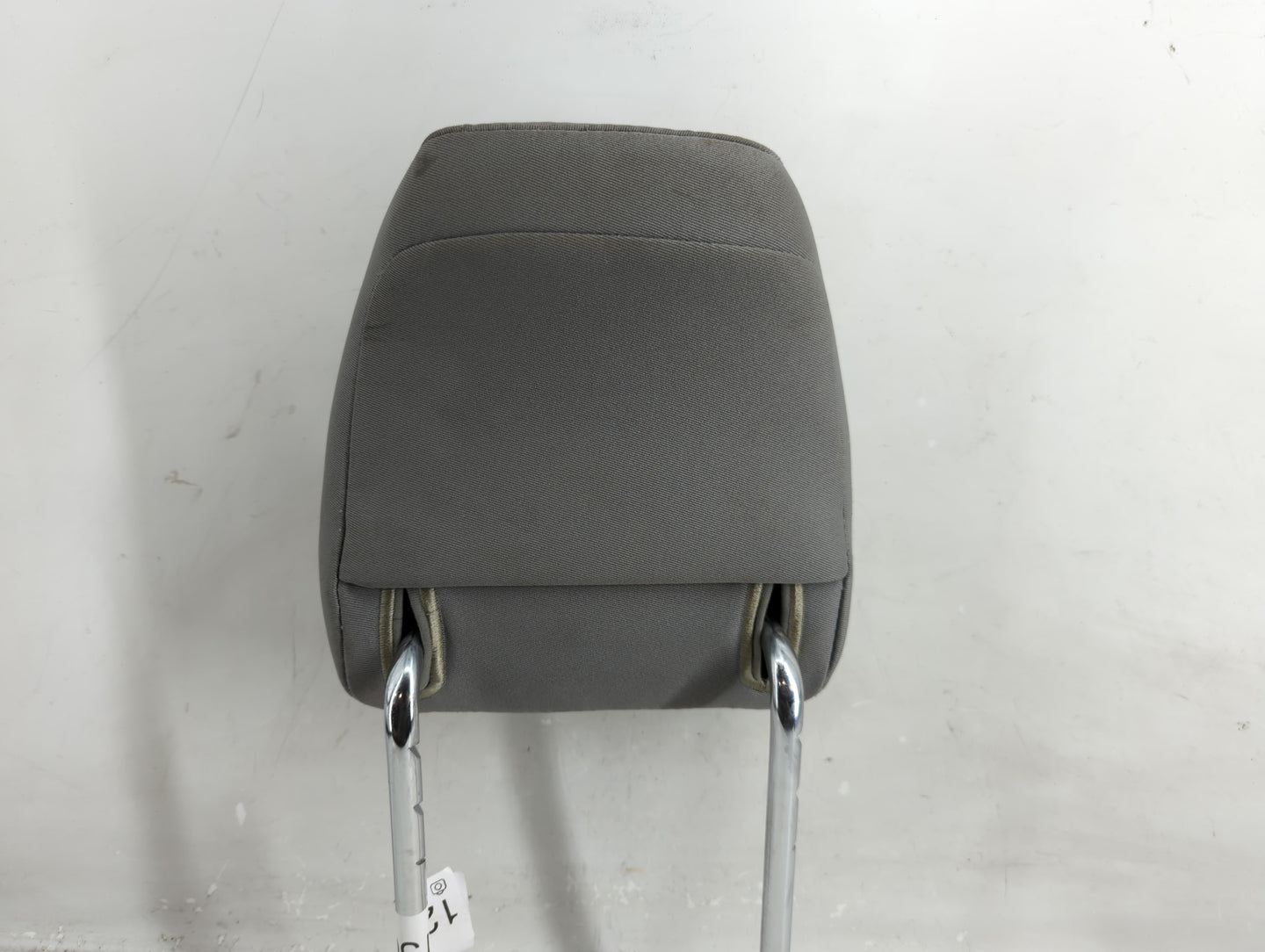2014 Ford Fusion Headrest Head Rest Rear Seat Fits Fits 1999 2000 2001 2002 OEM Used Auto Parts - Oemusedautoparts1.com
