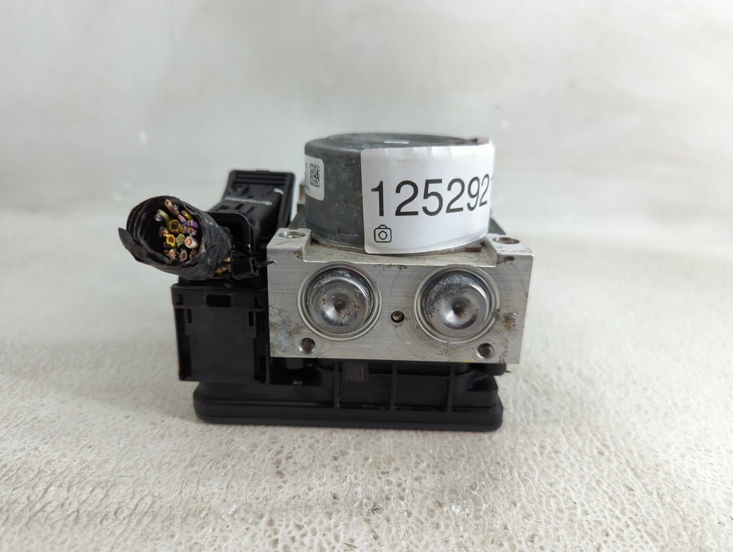 2014-2016 Ford Fusion ABS Pump Control Module Replacement P/N:DG9C-2C405-DF Fits Fits 2014 2015 2016 OEM Used Auto Parts - O