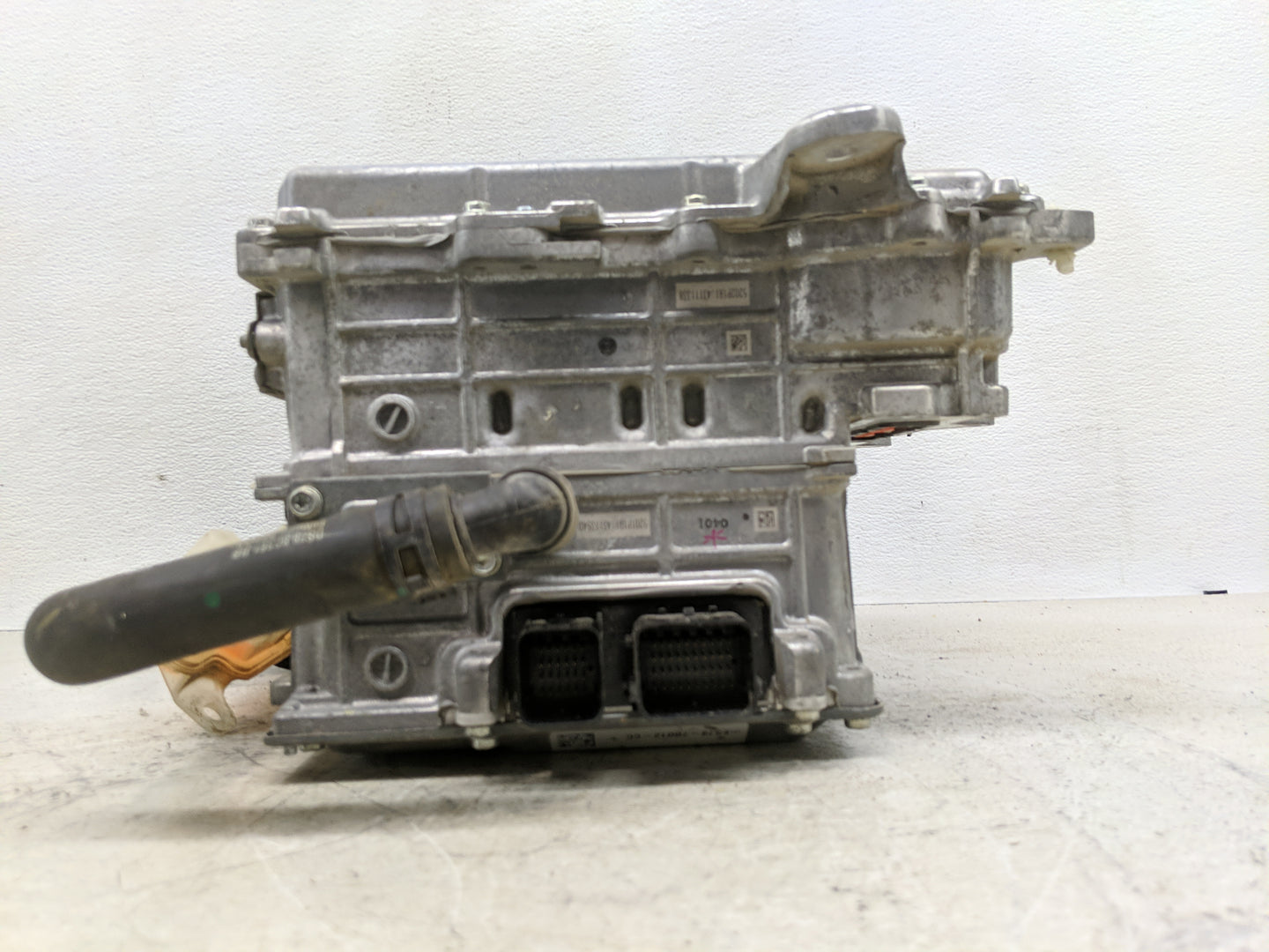 2013 Fusion Ac Dc Power Control Module Accessory Computer Power Inverter - Oemusedautoparts1.com