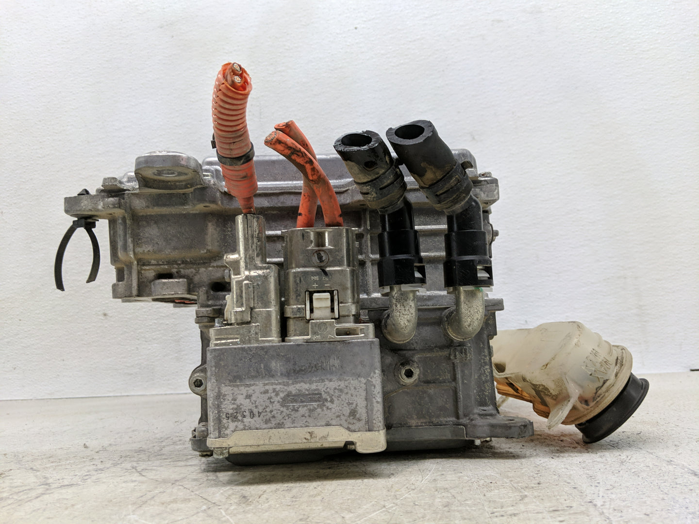 2013 Fusion Ac Dc Power Control Module Accessory Computer Power Inverter - Oemusedautoparts1.com