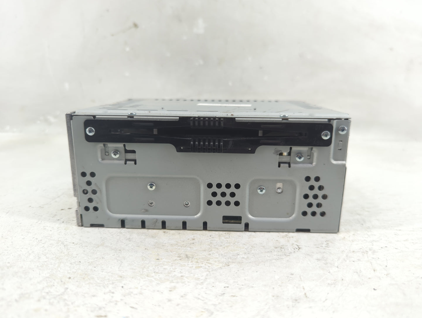 2013-2015 Ford Fusion Radio AM FM Cd Player Receiver Replacement Fits Fits 2013 2014 2015 OEM Used Auto Parts - Oemusedautop
