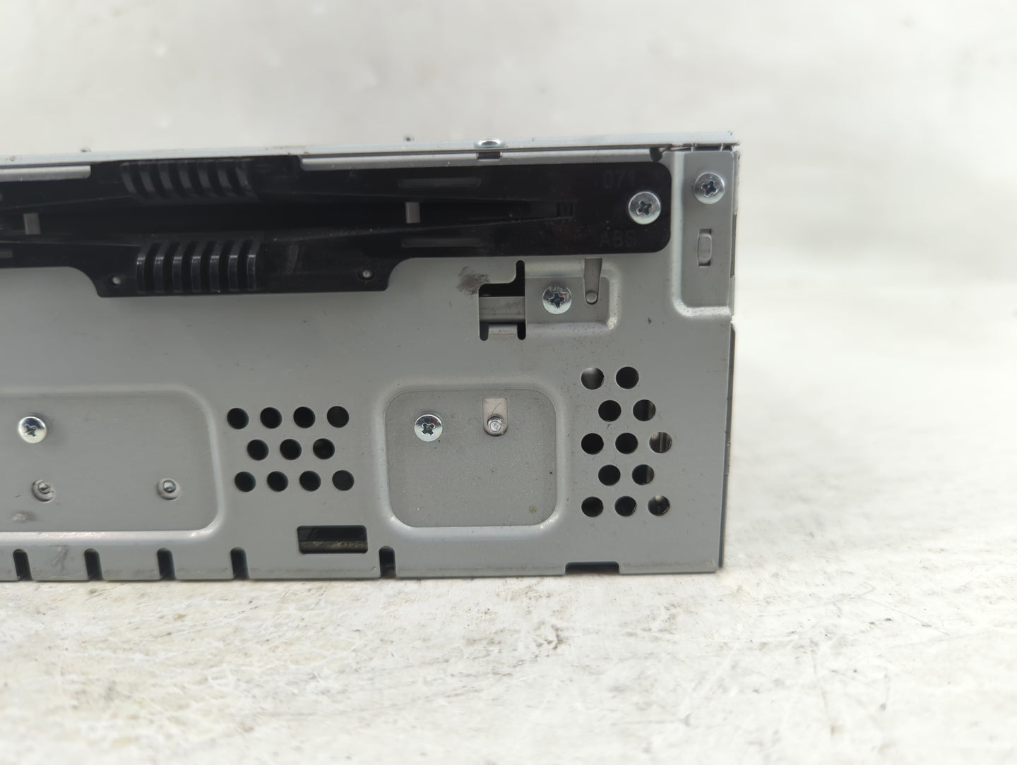 2013-2015 Ford Fusion Radio AM FM Cd Player Receiver Replacement Fits Fits 2013 2014 2015 OEM Used Auto Parts - Oemusedautop