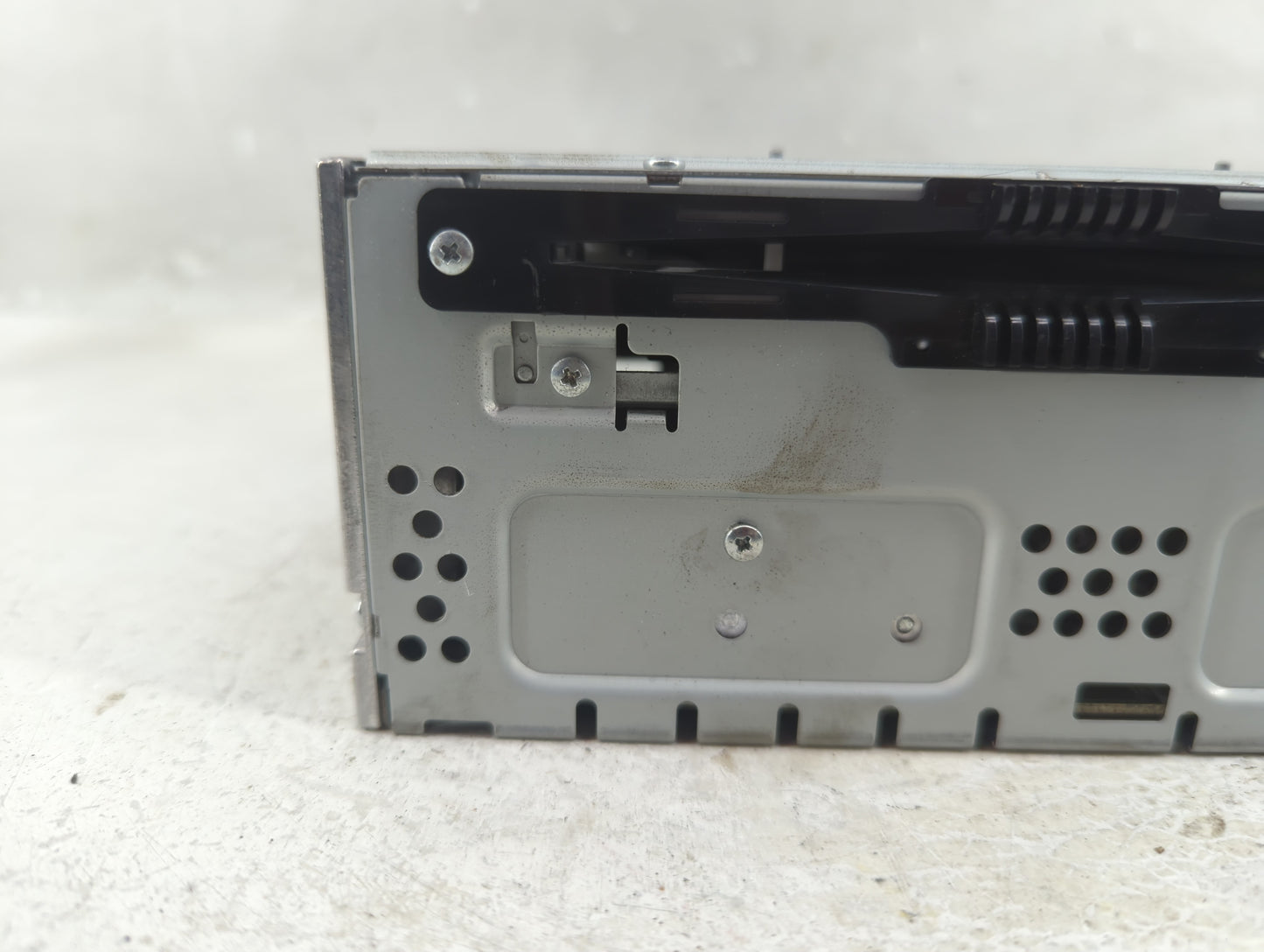 2013-2015 Ford Fusion Radio AM FM Cd Player Receiver Replacement P/N:DS7T-19C107-AB Fits Fits 2013 2014 2015 OEM Used Auto P