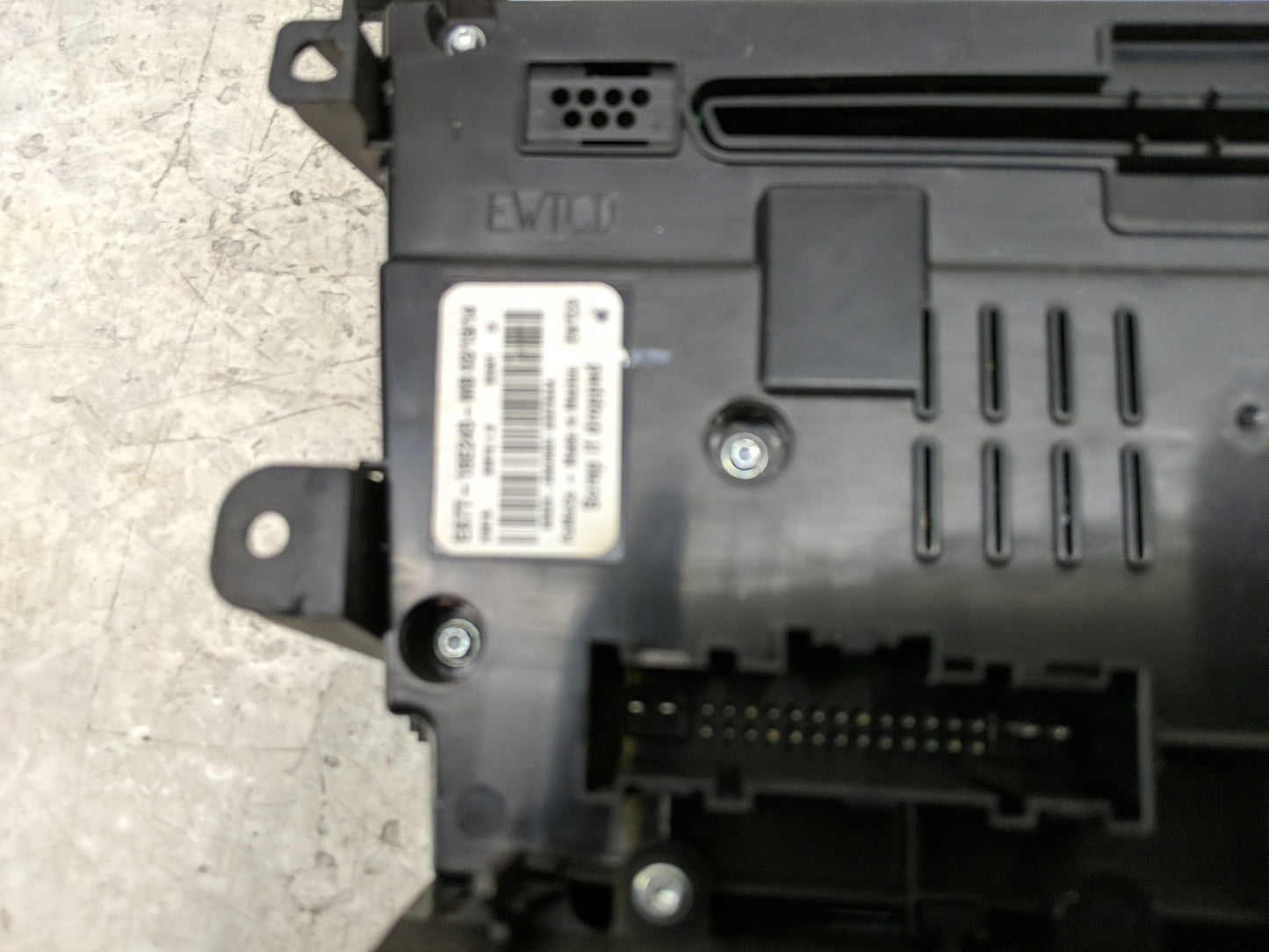 2014-2015 Ford Fusion Radio Control Panel - Oemusedautoparts1.com