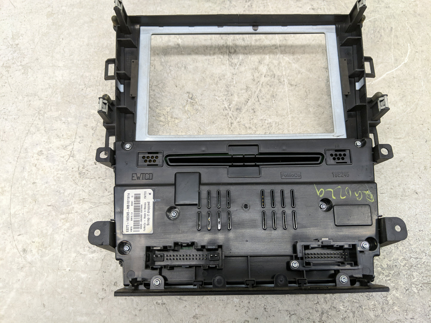 2014-2015 Ford Fusion Radio Control Panel - Oemusedautoparts1.com