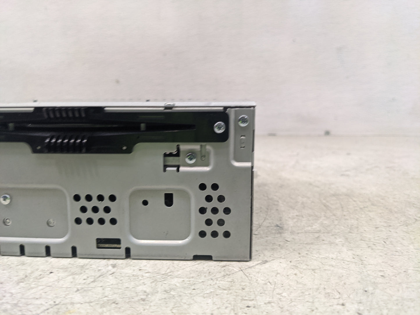 2013-2015 Ford Fusion Radio AM FM Cd Player Receiver Replacement P/N:DS7T-19C107-BJ Fits Fits 2013 2014 2015 OEM Used Auto P