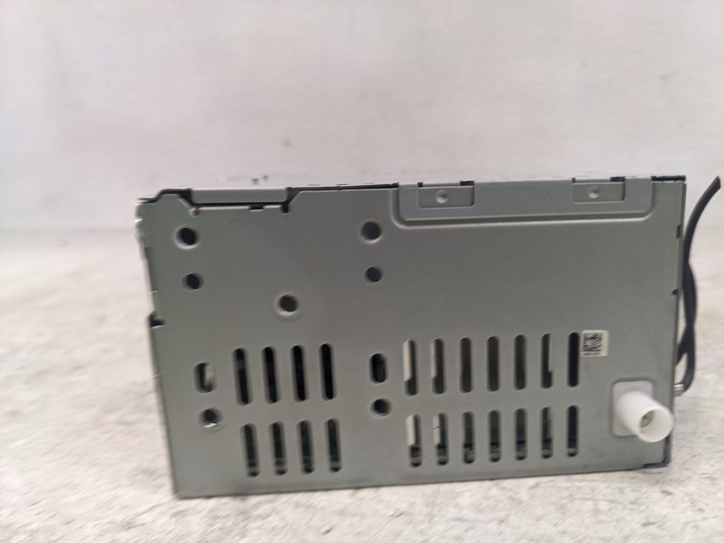 2013-2015 Ford Fusion Radio AM FM Cd Player Receiver Replacement P/N:DS7T-19C107-BJ Fits Fits 2013 2014 2015 OEM Used Auto P