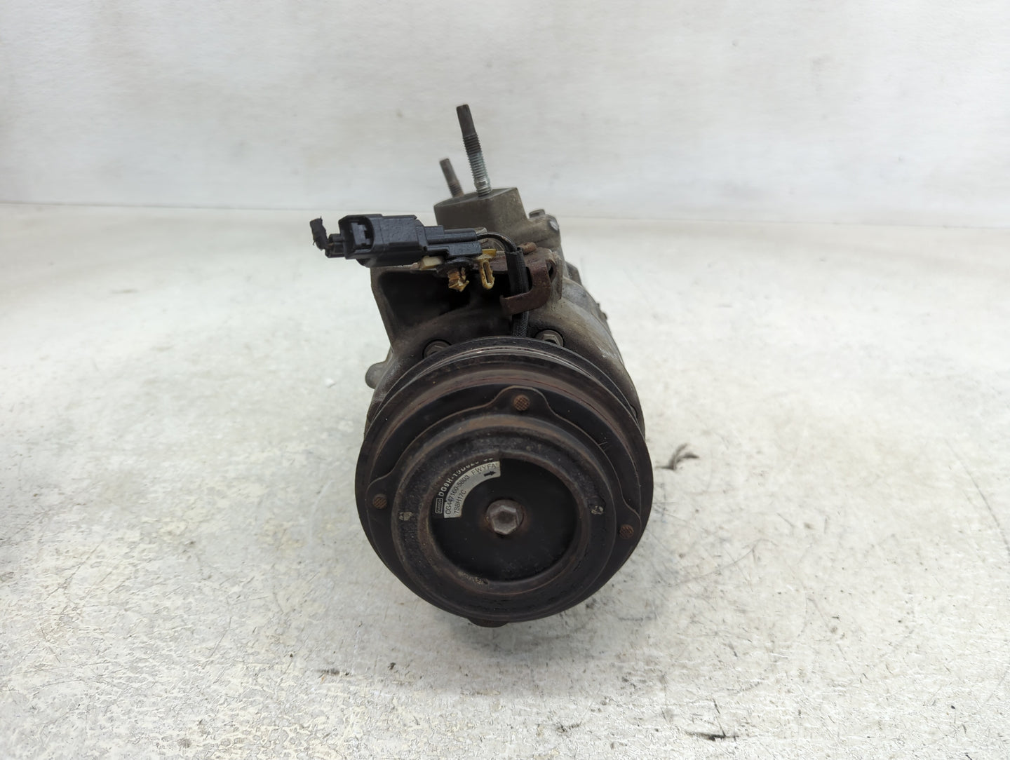 2014 Ford Fusion Air Conditioning A/c Ac Compressor Oem - Oemusedautoparts1.com